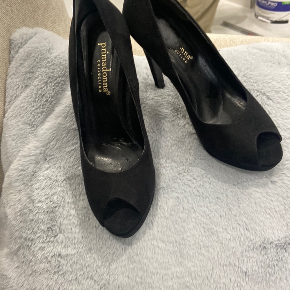 Black heels